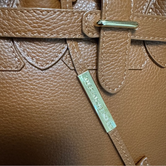 Tuscany Leather Bag with gold hardware - Picture 3 of 16